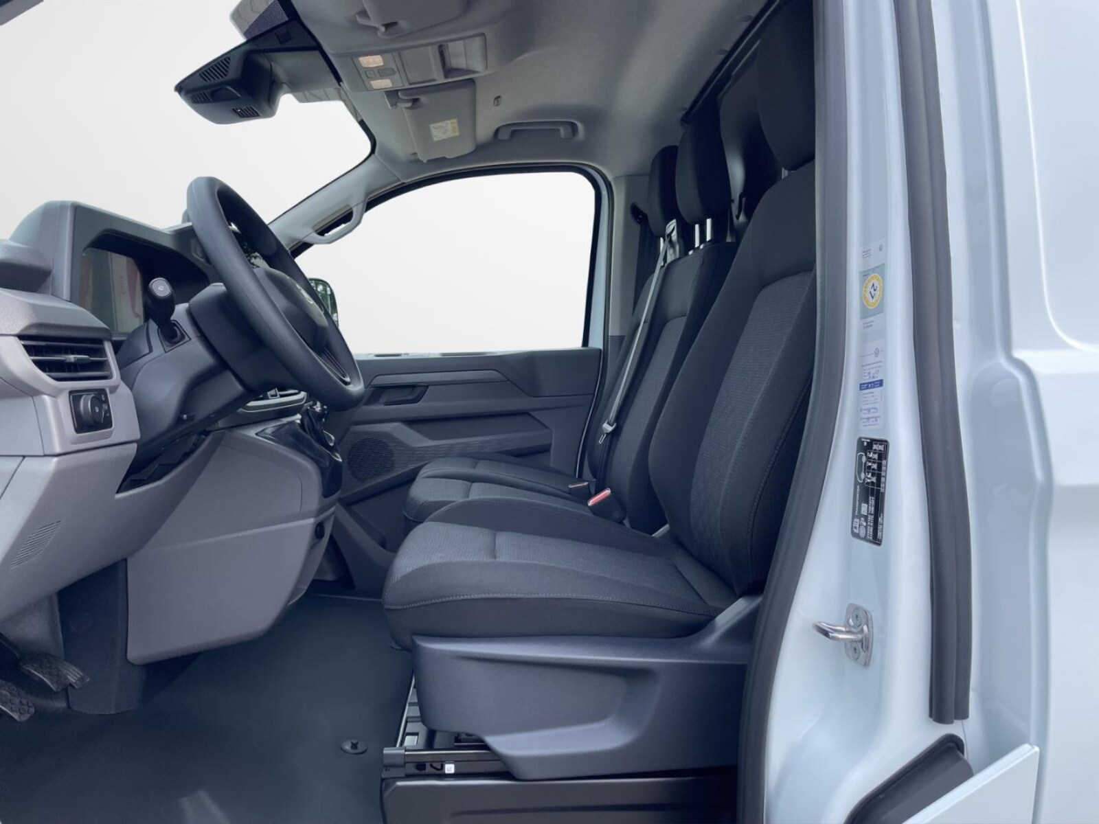 Volkswagen Transporter Kasten kurzer Radstand – Bild 8
