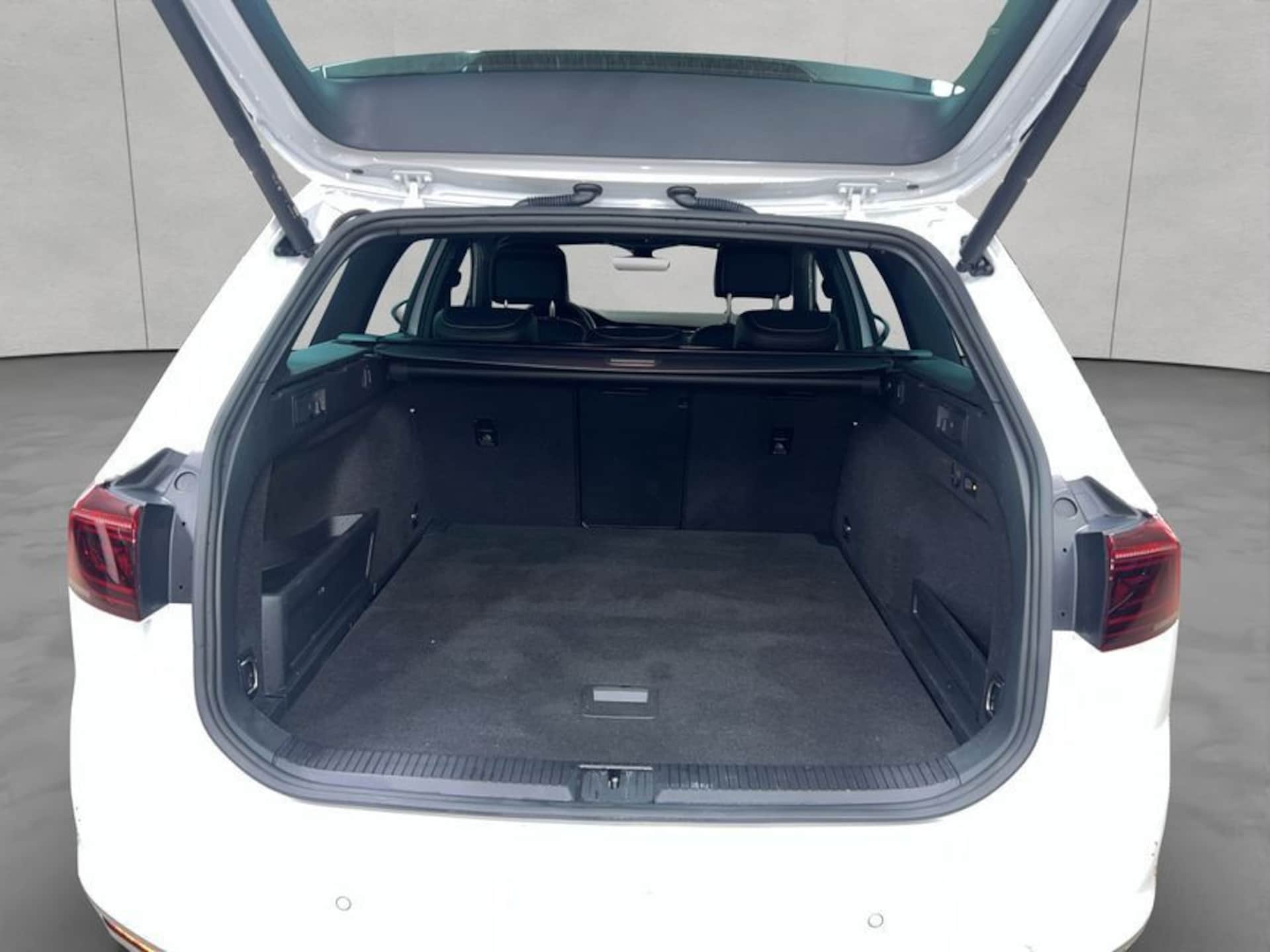 Volkswagen Passat Variant Elegance