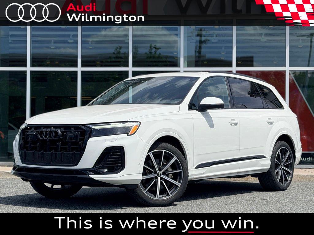 2025 Audi Q7 45 Premium Plus quattro Tiptronic's photo