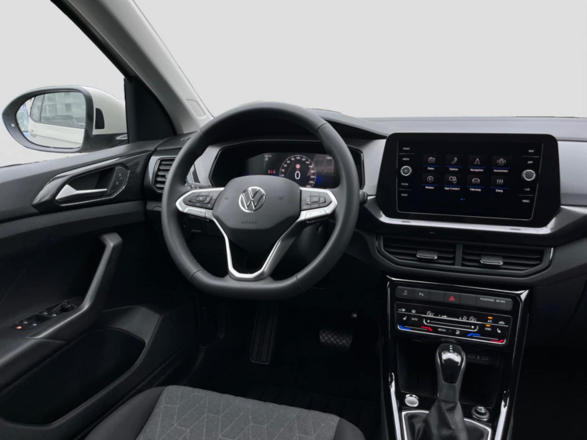 Volkswagen T-Cross Life