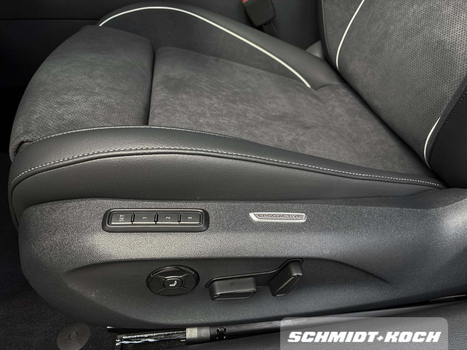Volkswagen Passat – Bild 12