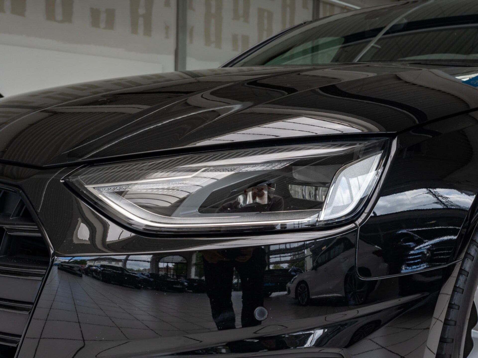 Audi A4 Limousine Advanced