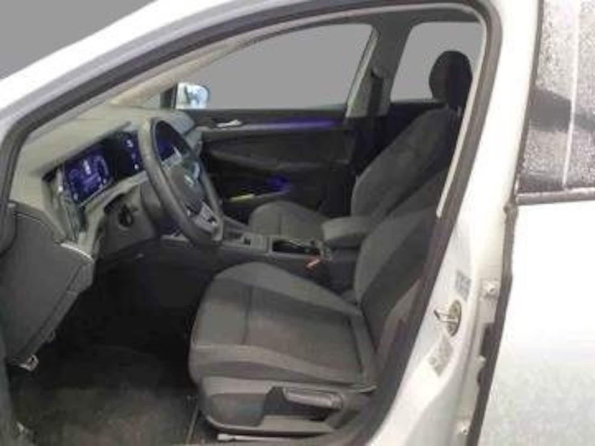 Volkswagen Golf Active