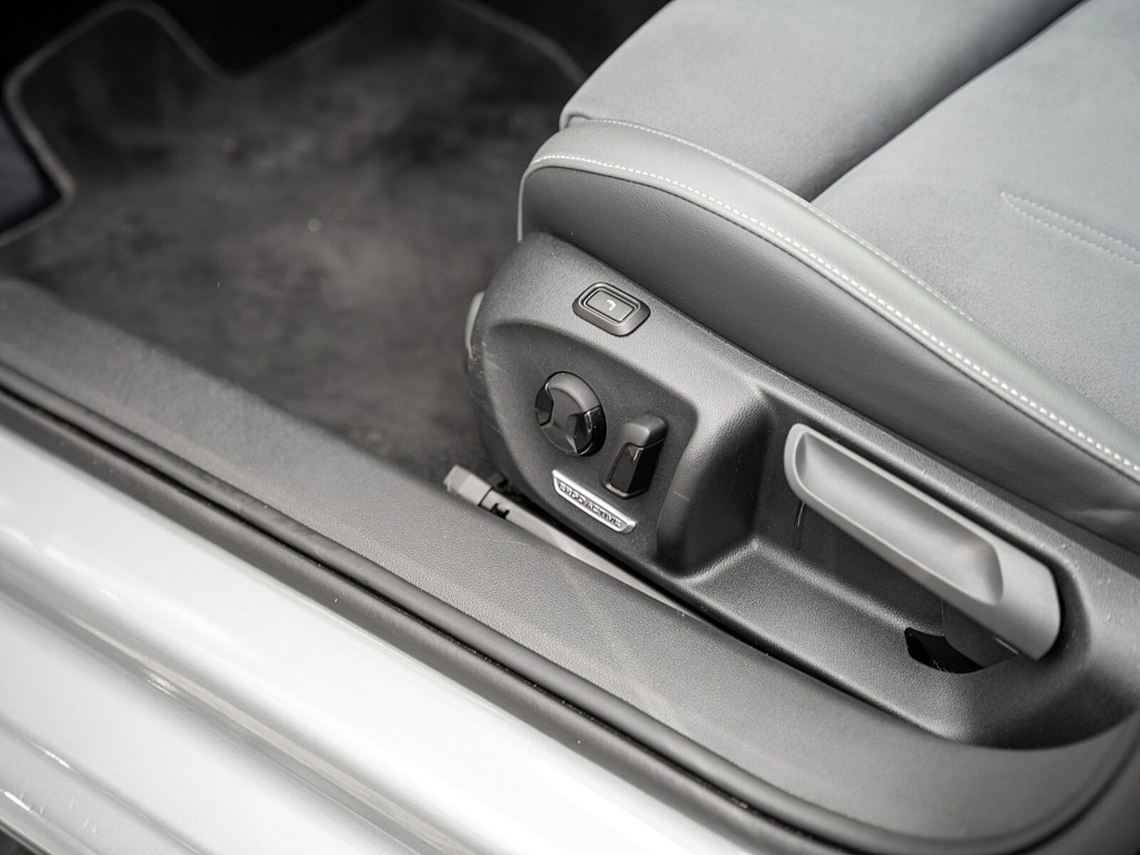 Volkswagen Passat – Bild 14
