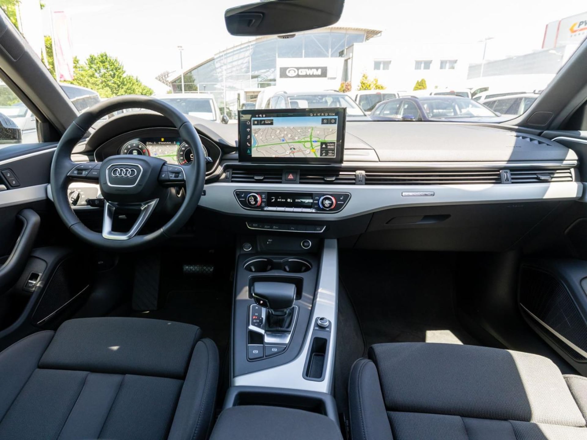 Audi A4 Avant S line
