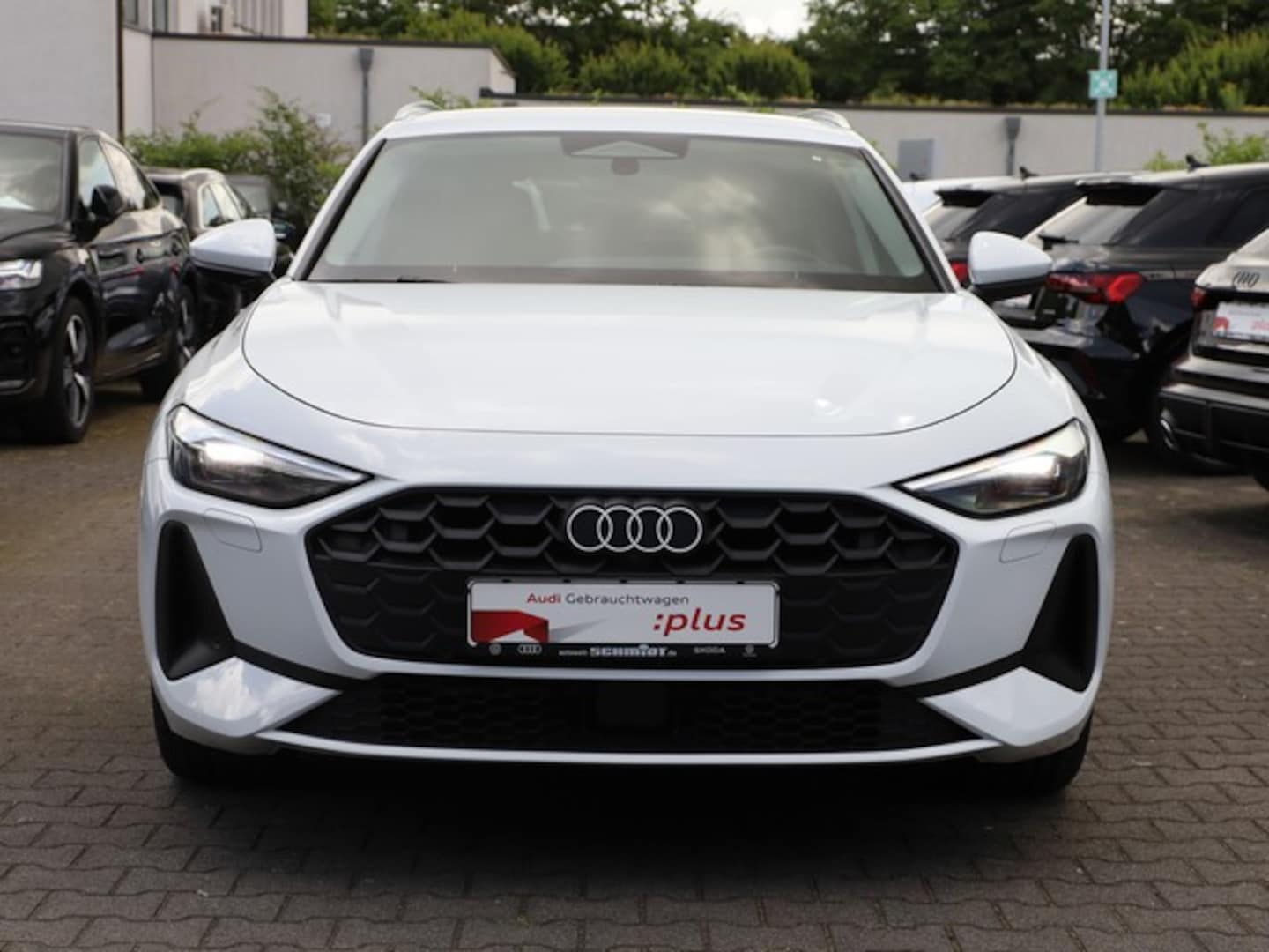 Bild über Audi A5 Avant e-hybrid e-hybrid quattro 220 kW S tronic - für weitere Informationen kontaktieren Sie den Audi Partner