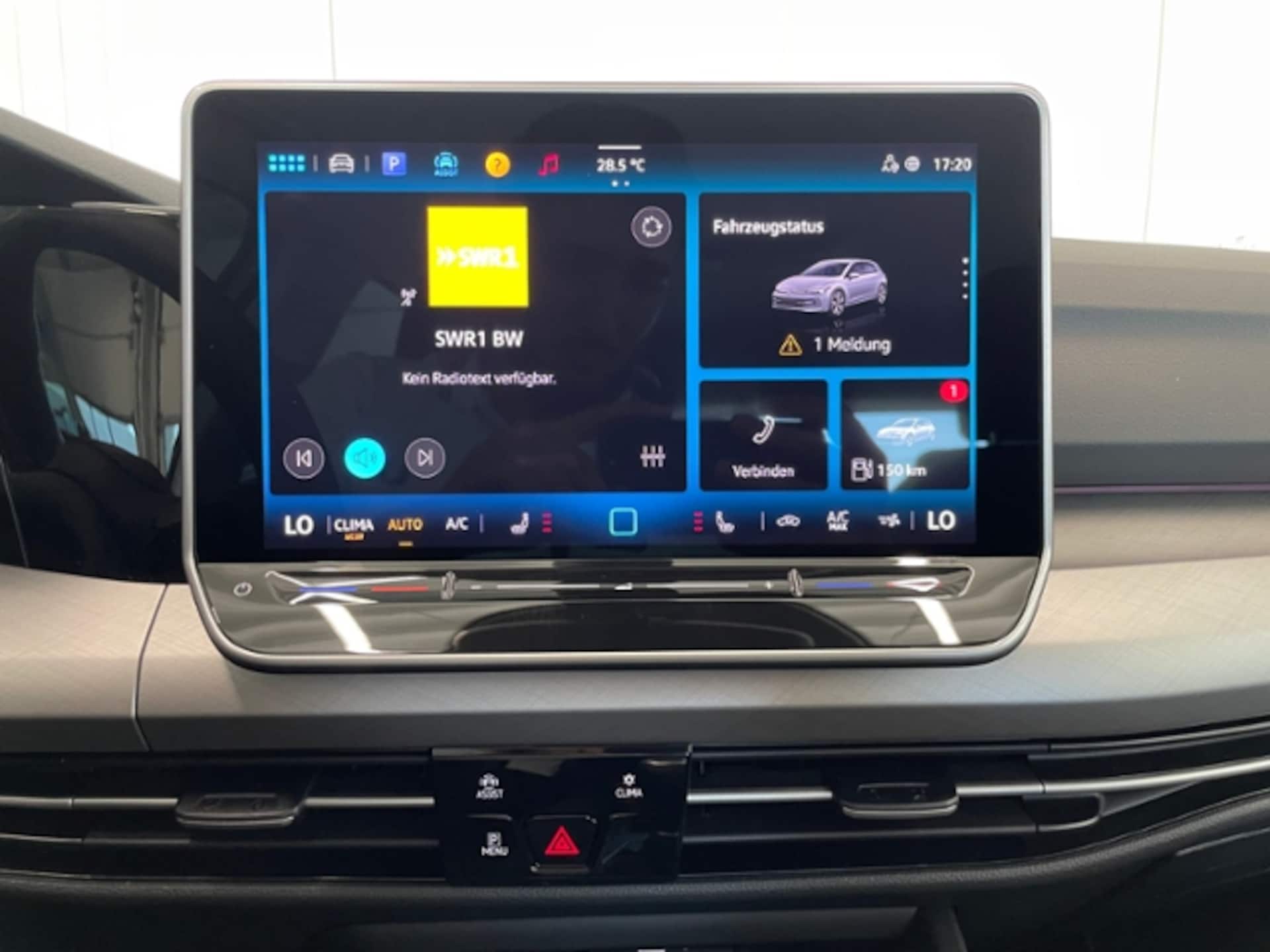 Volkswagen Golf Life