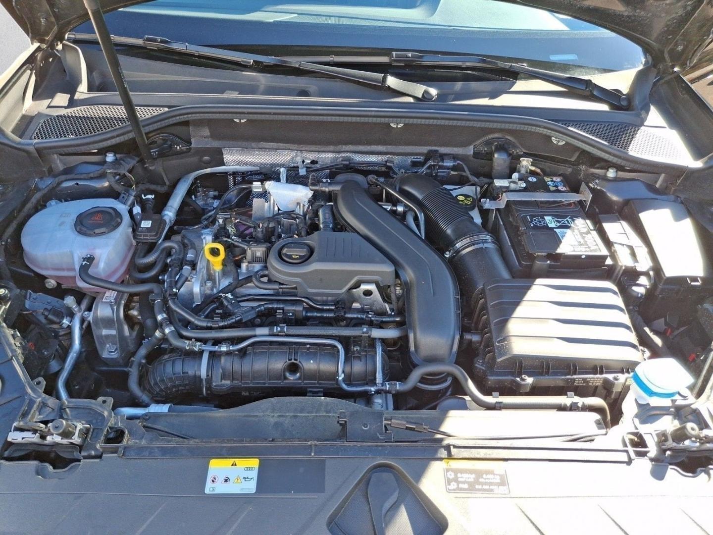 Bild über Audi Q2 S line 35 TFSI S tronic - für weitere Informationen kontaktieren Sie den Audi Partner