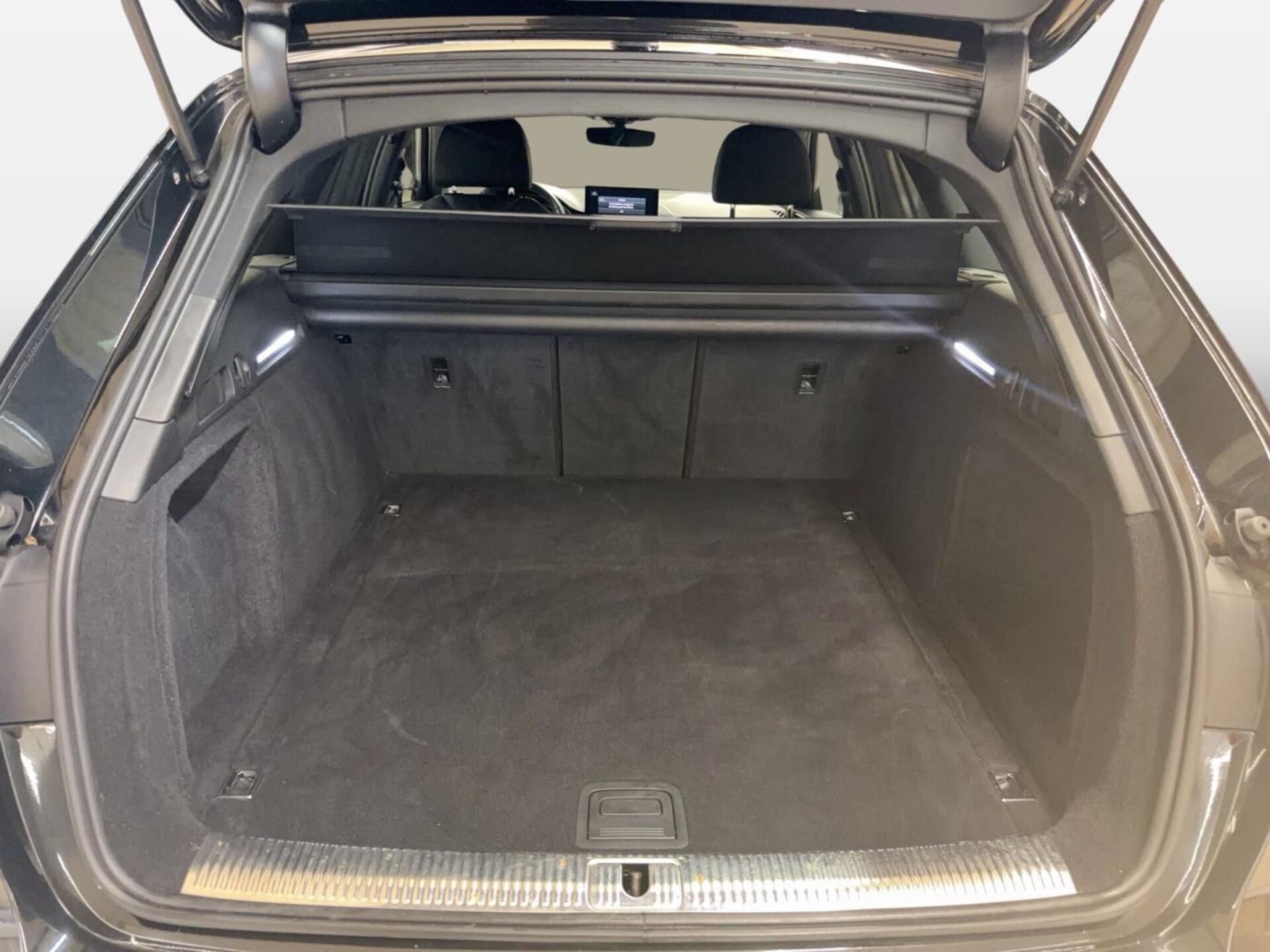 Audi A4 Avant S line