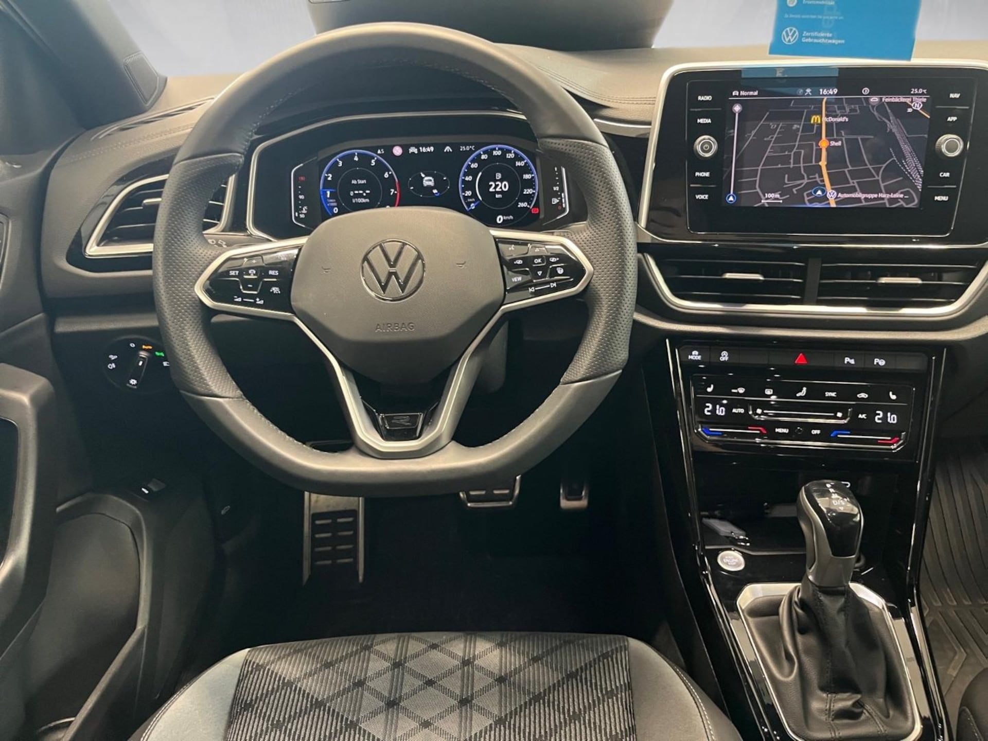 Volkswagen T-Roc R-Line