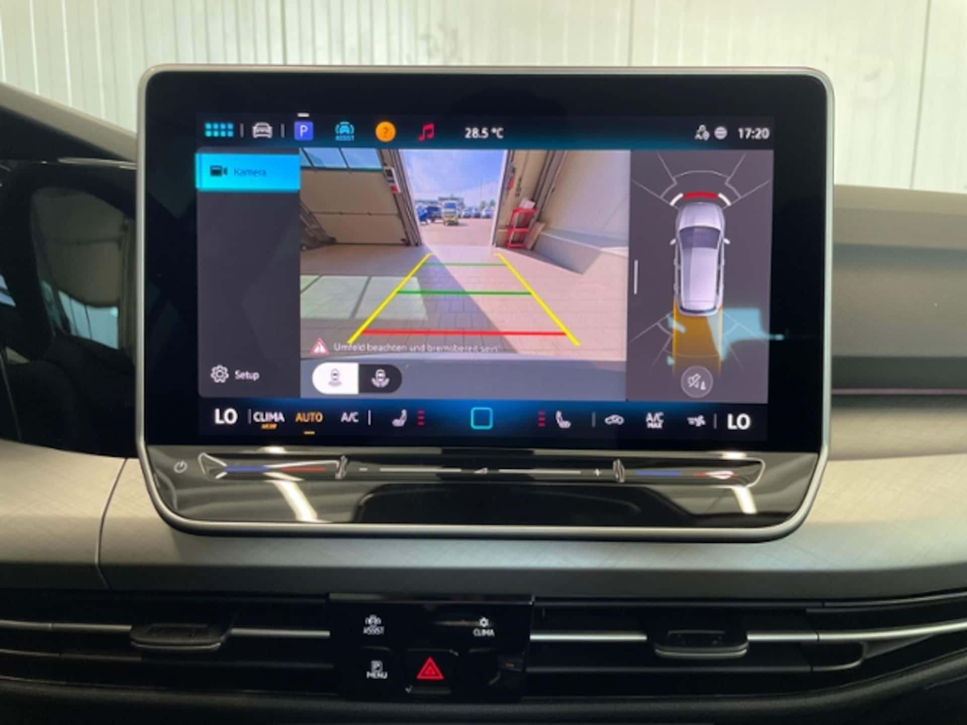 Volkswagen Golf Life