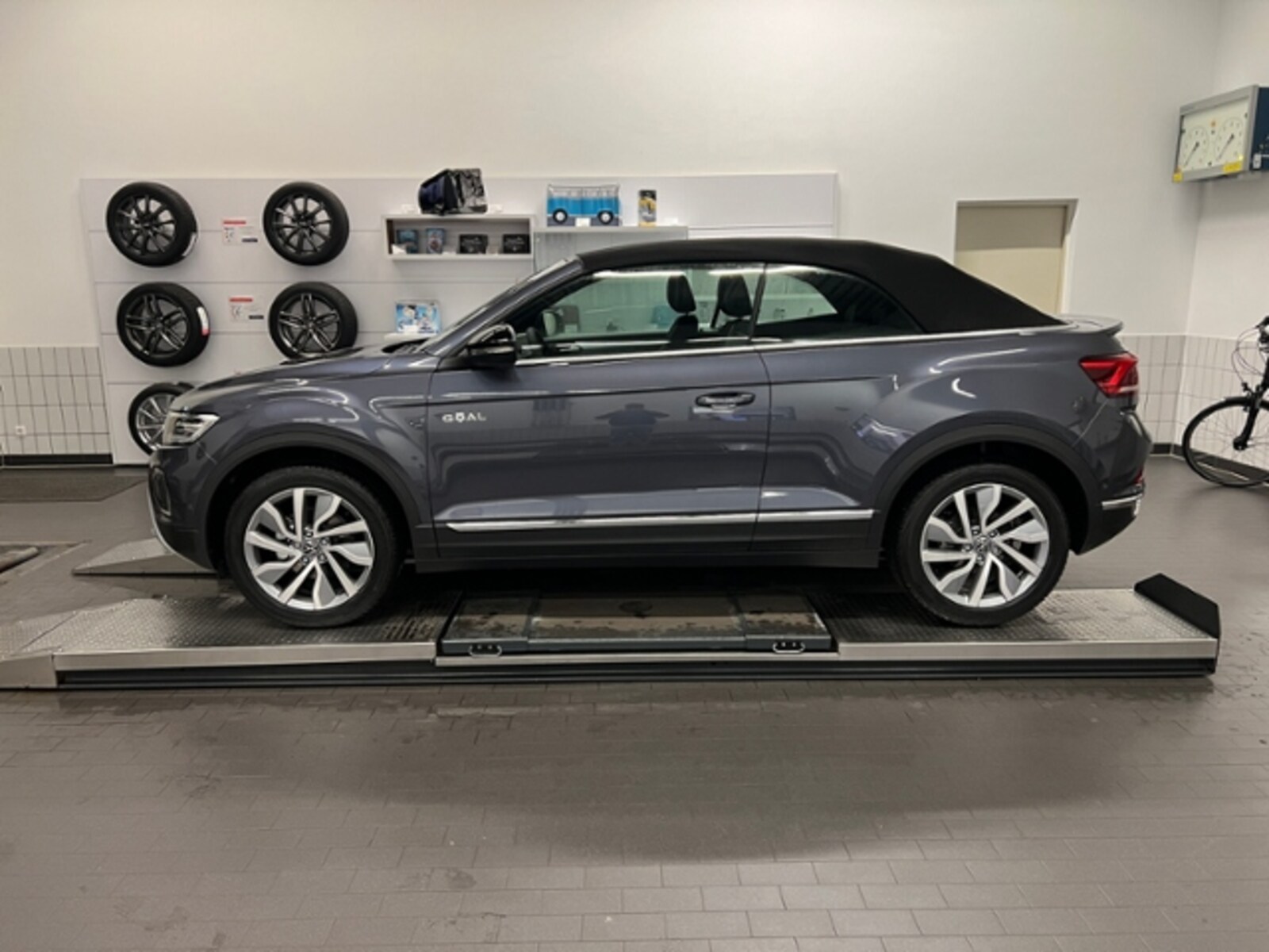 Volkswagen T-Roc Cabriolet – Bild 3