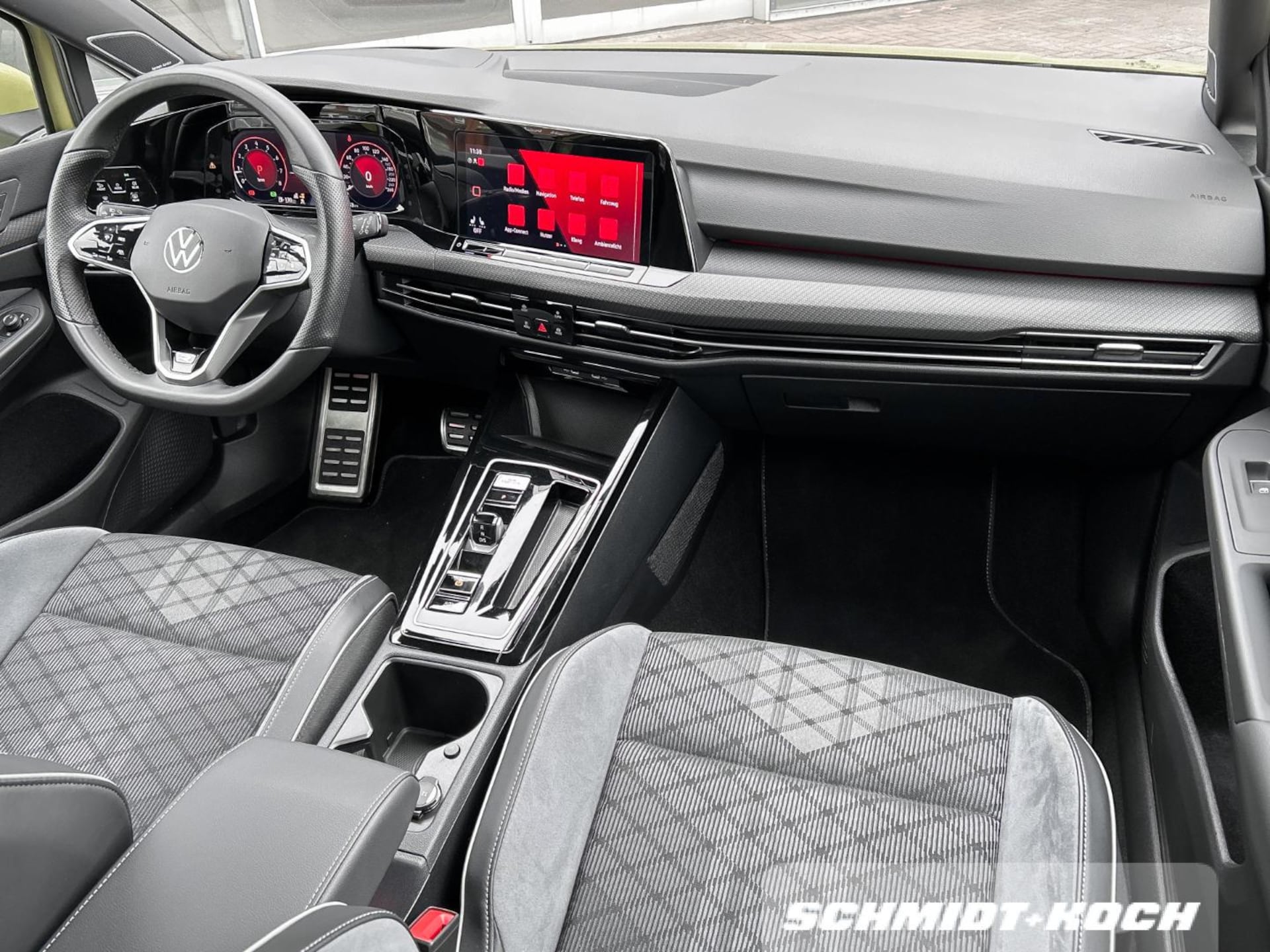 Volkswagen Golf R-Line