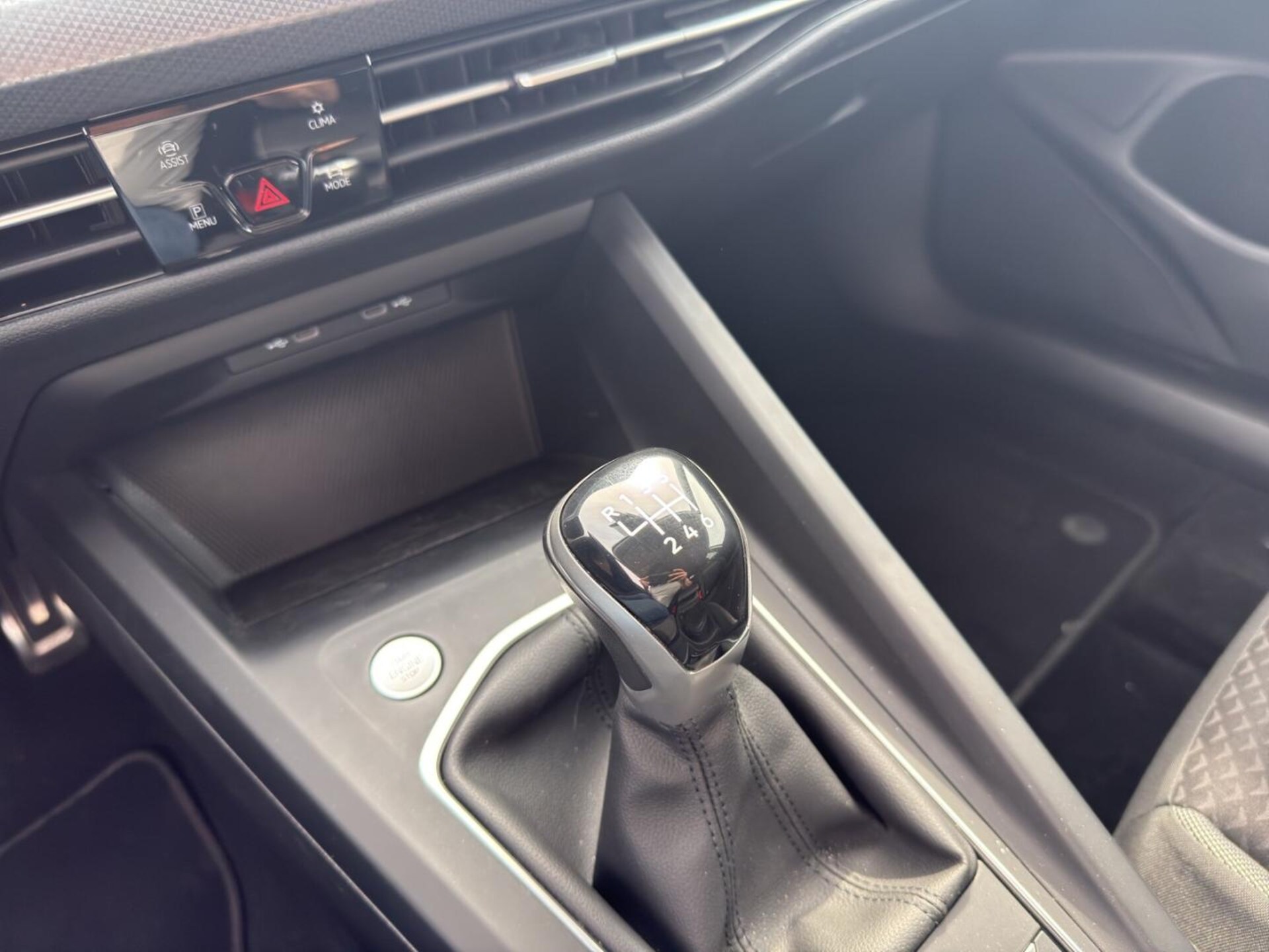Volkswagen Golf Active