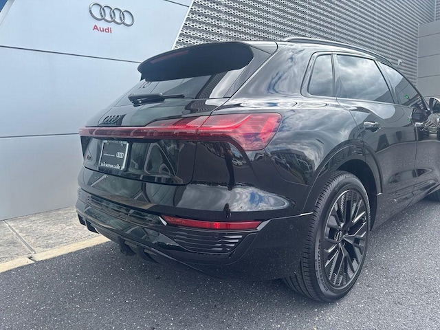 2024 Audi Q8 e-tron