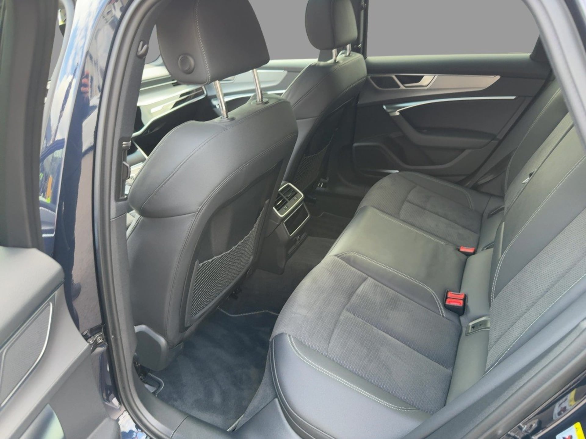 Audi S6 Avant