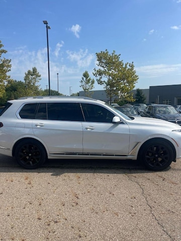 2024 BMW X7
