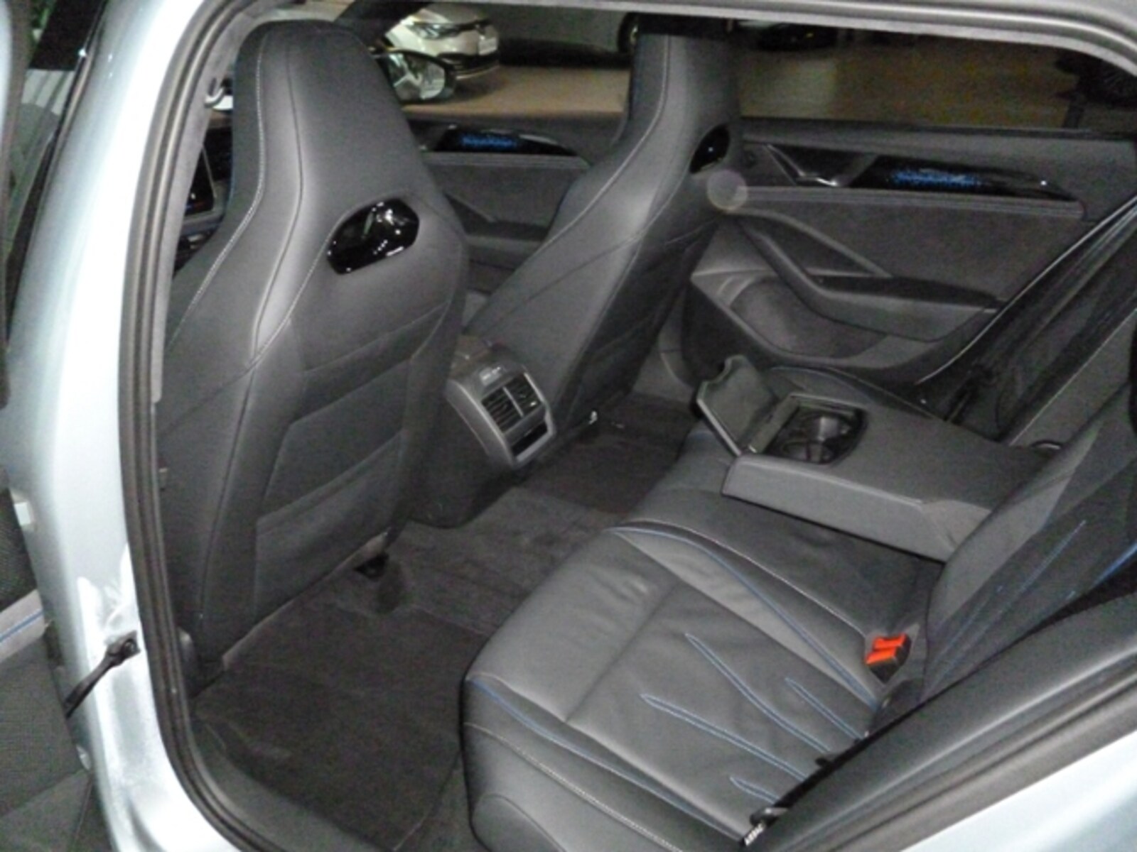 Volkswagen Passat – Bild 10