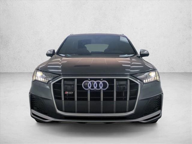 2023 Audi SQ7