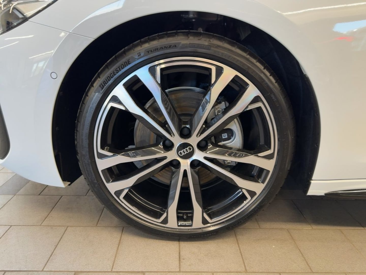 Bild über Audi A5 Avant edition one TFSI quattro 150 kW S tronic - für weitere Informationen kontaktieren Sie den Audi Partner