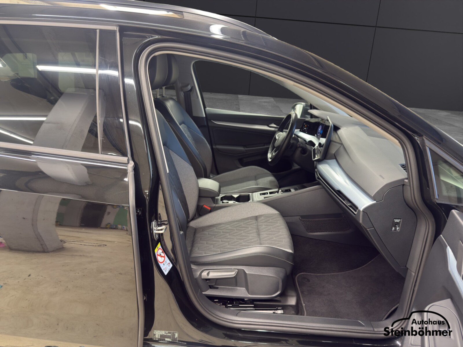 Volkswagen Golf Variant – Bild 13