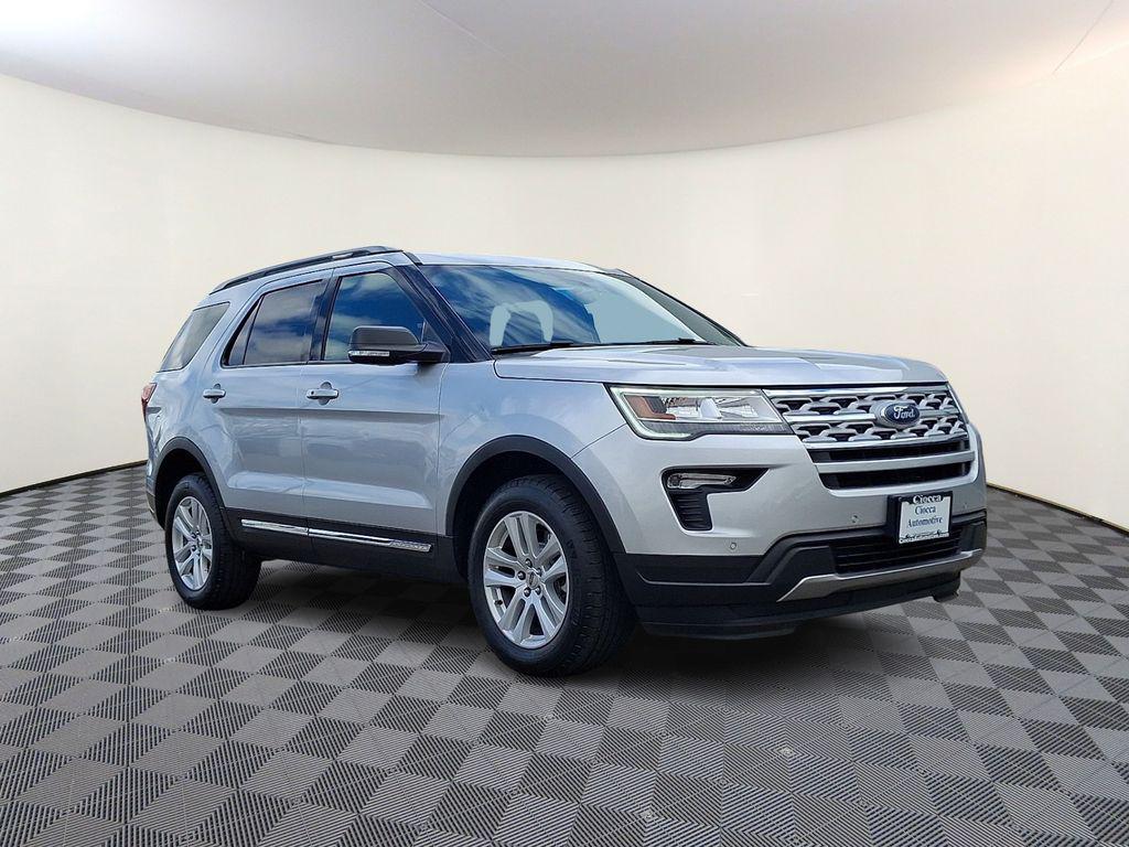 2019 Ford Explorer XLT 4WD's photo