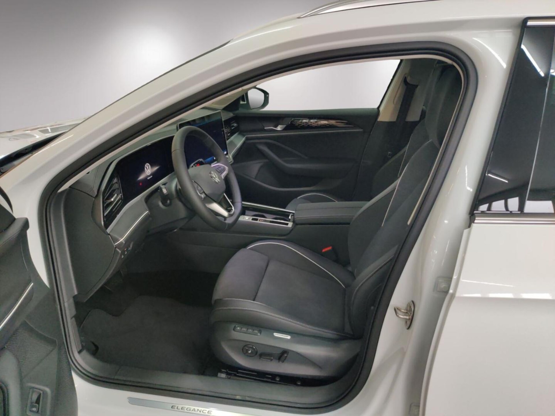 Volkswagen Passat Elegance