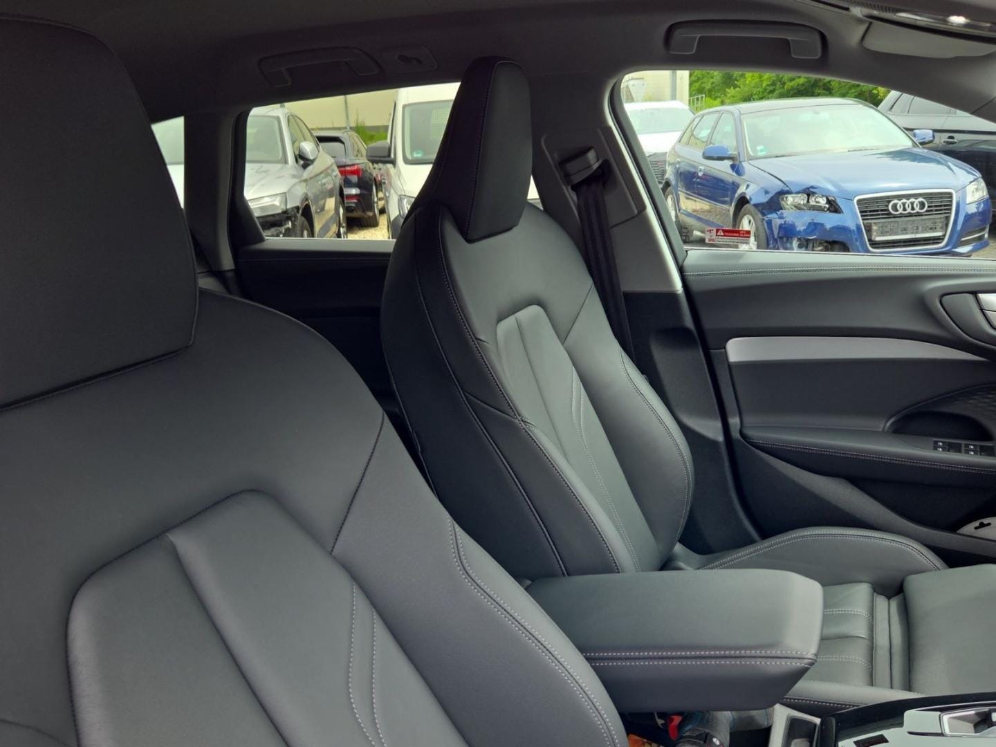 Bild über Audi A5 Avant TDI 150 kW S tronic - für weitere Informationen kontaktieren Sie den Audi Partner