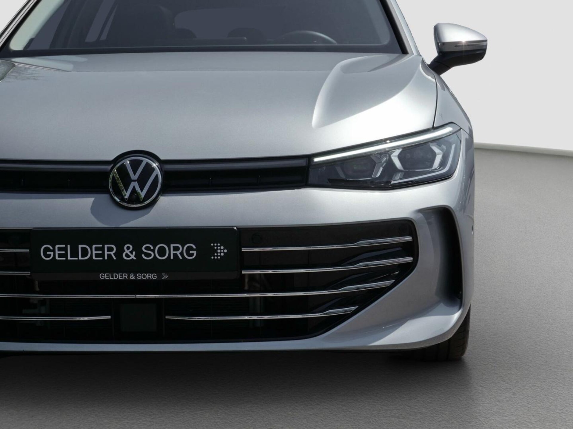 Volkswagen Passat Elegance