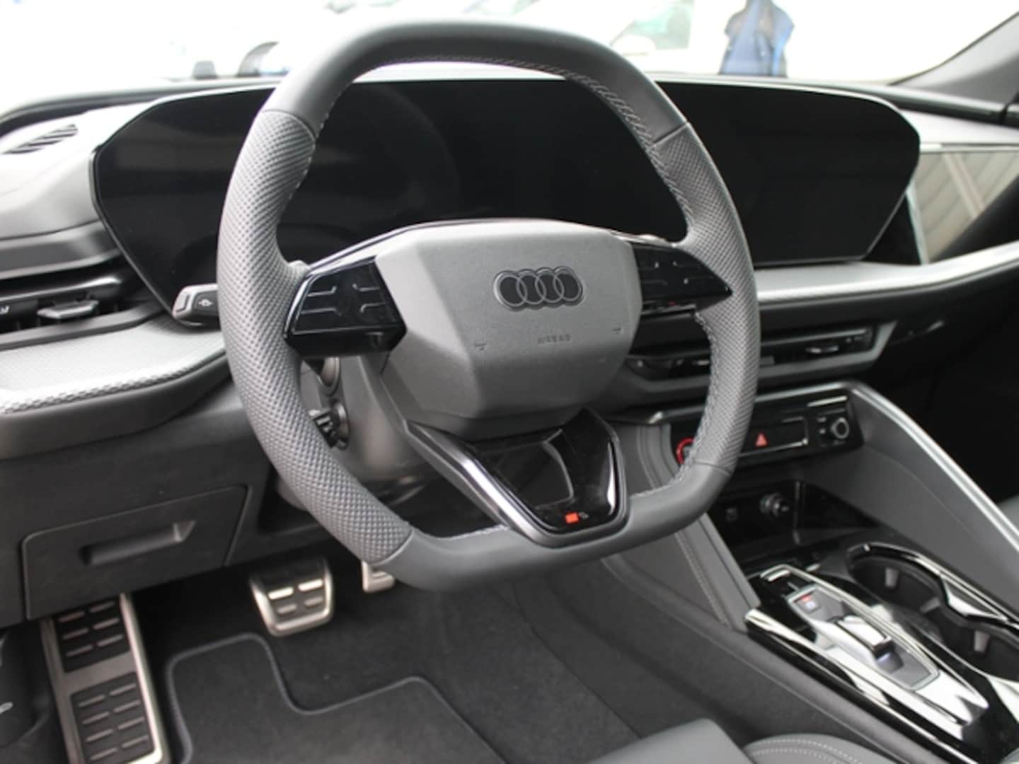 Bild über Audi Q5 Sportback TDI quattro 150 kW S tronic - für weitere Informationen kontaktieren Sie den Audi Partner