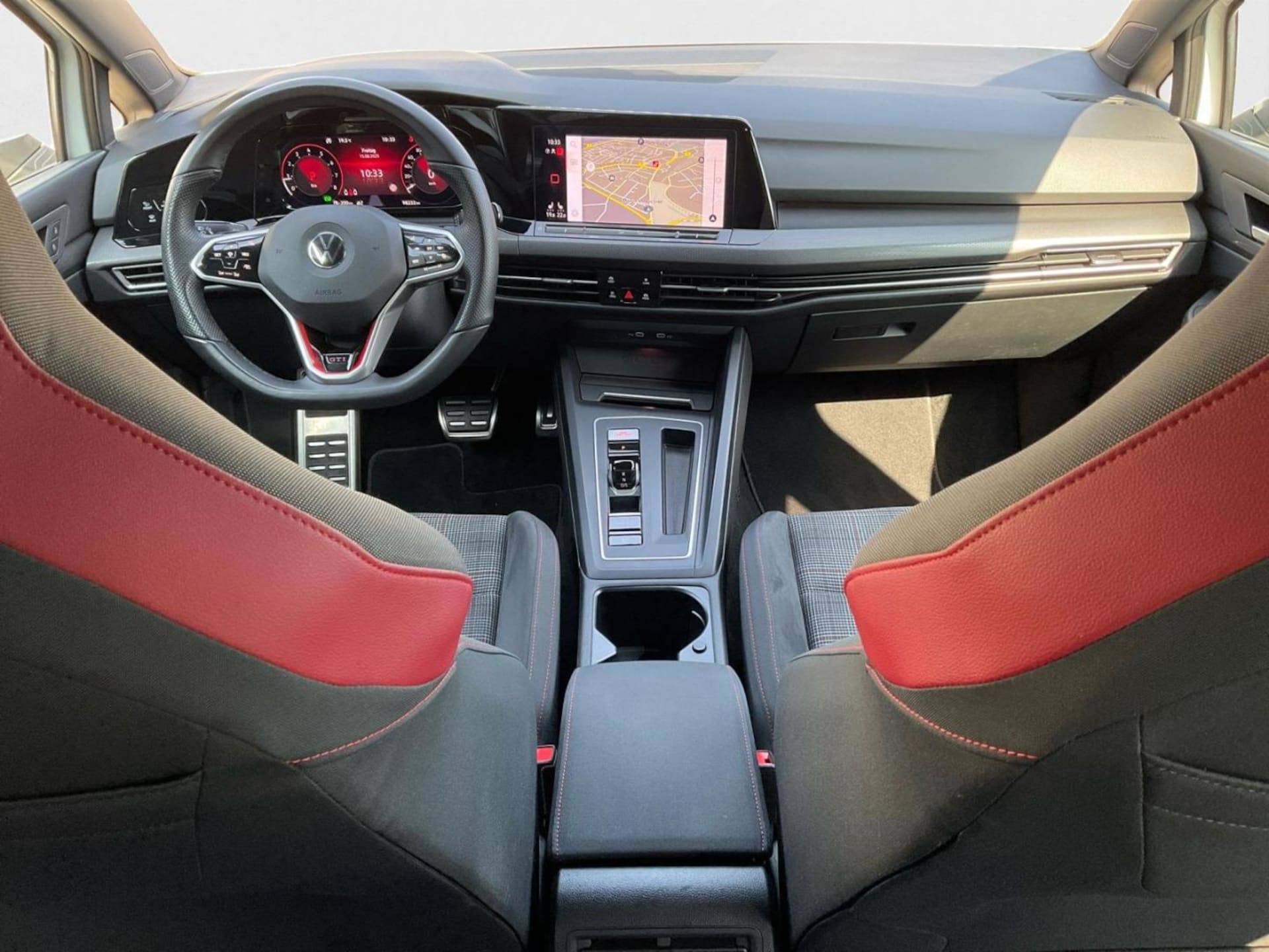 Volkswagen Golf GTI
