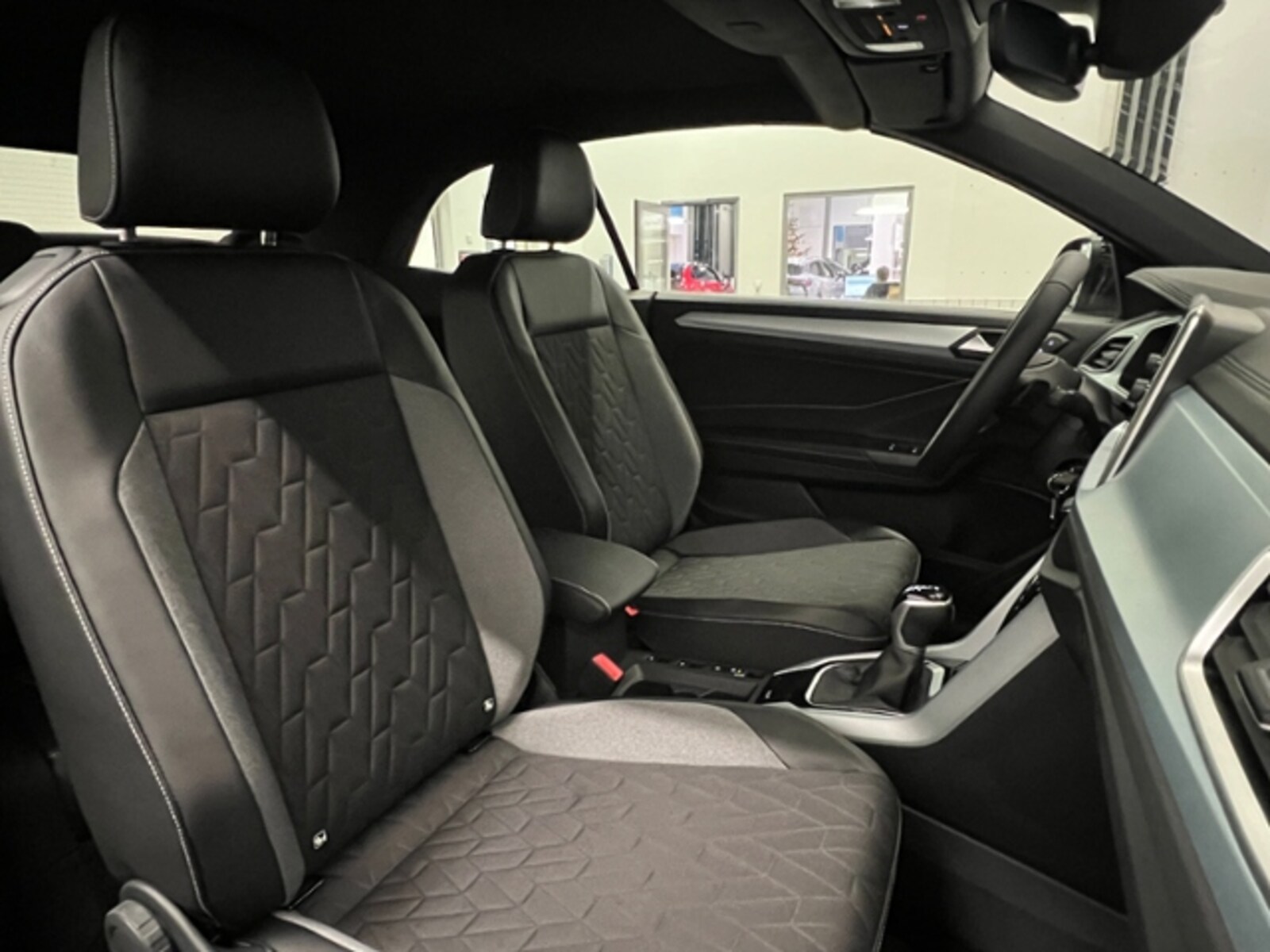 Volkswagen T-Roc Cabriolet – Bild 8
