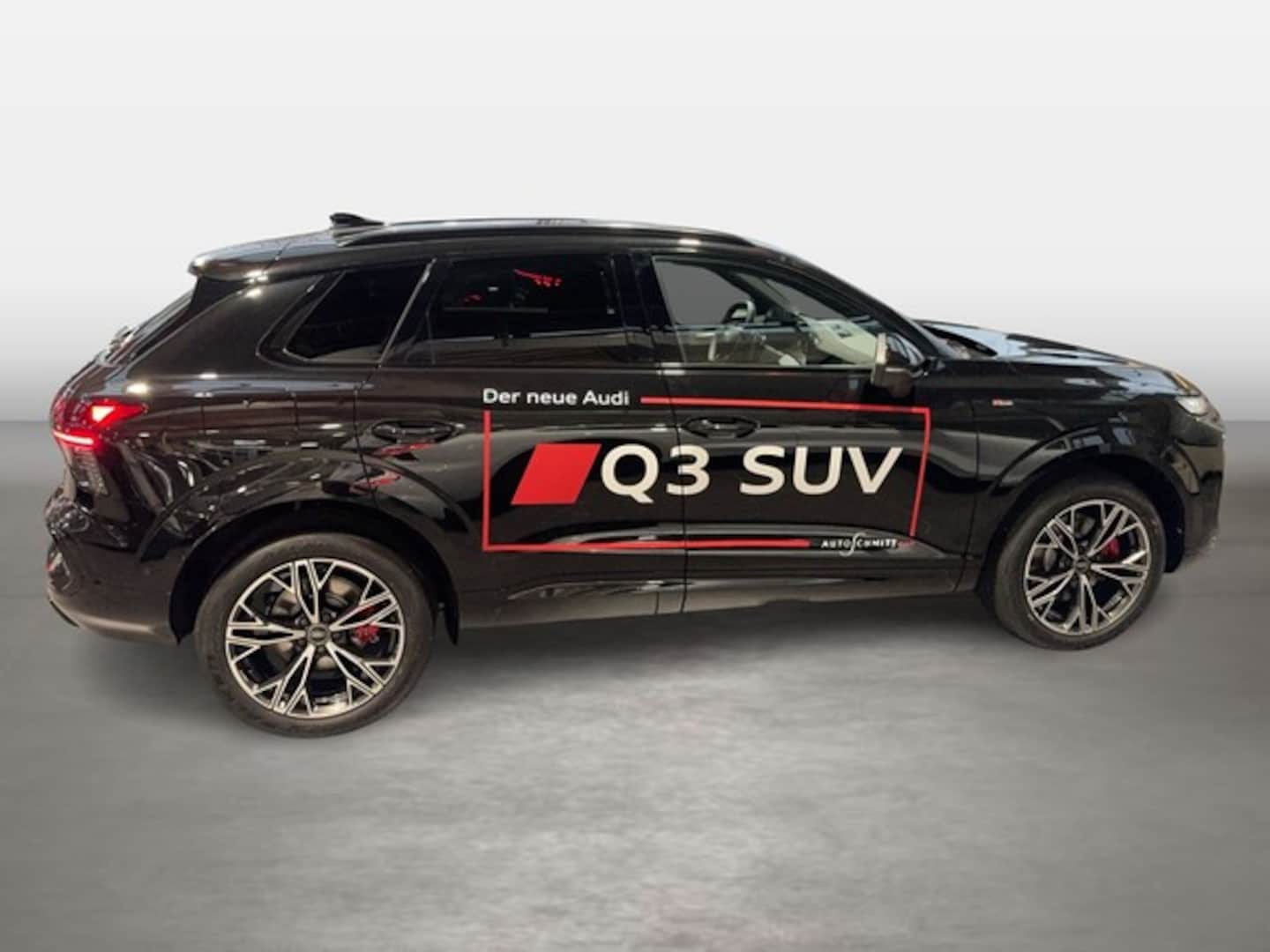 Bild über Audi Q3 SUV TFSI quattro 195 kW S tronic - für weitere Informationen kontaktieren Sie den Audi Partner