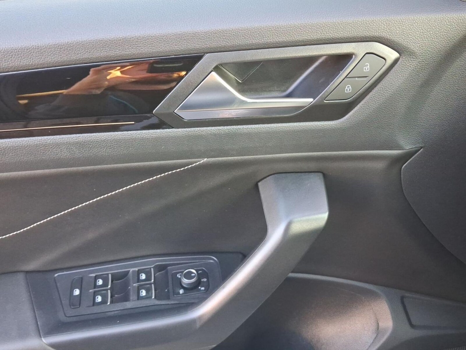 Volkswagen T-Roc – Bild 13