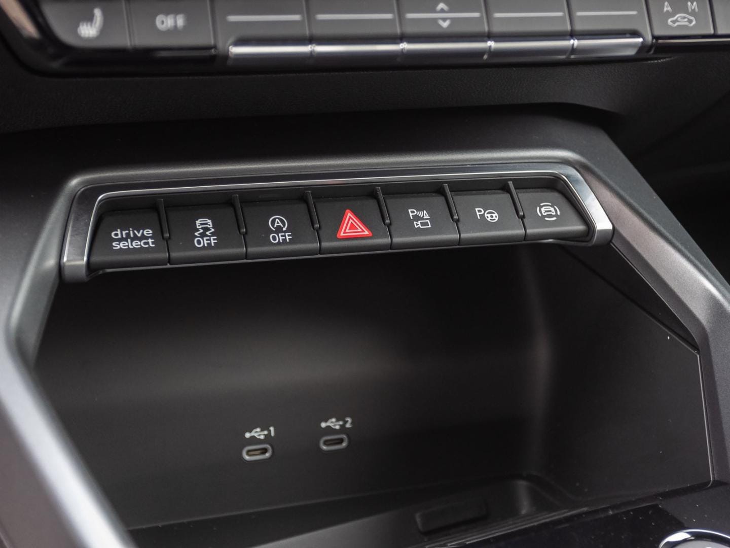 Bild über Audi A3 Sportback S line 35 TFSI S tronic - für weitere Informationen kontaktieren Sie den Audi Partner