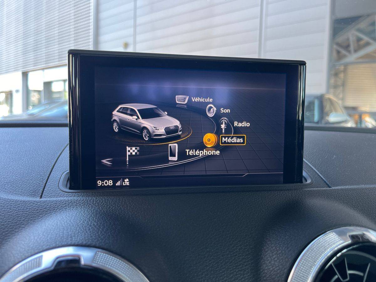 Image about Audi A3 Sportback Design 40 TFSI quattro 140 kW (190 ch) S tronic