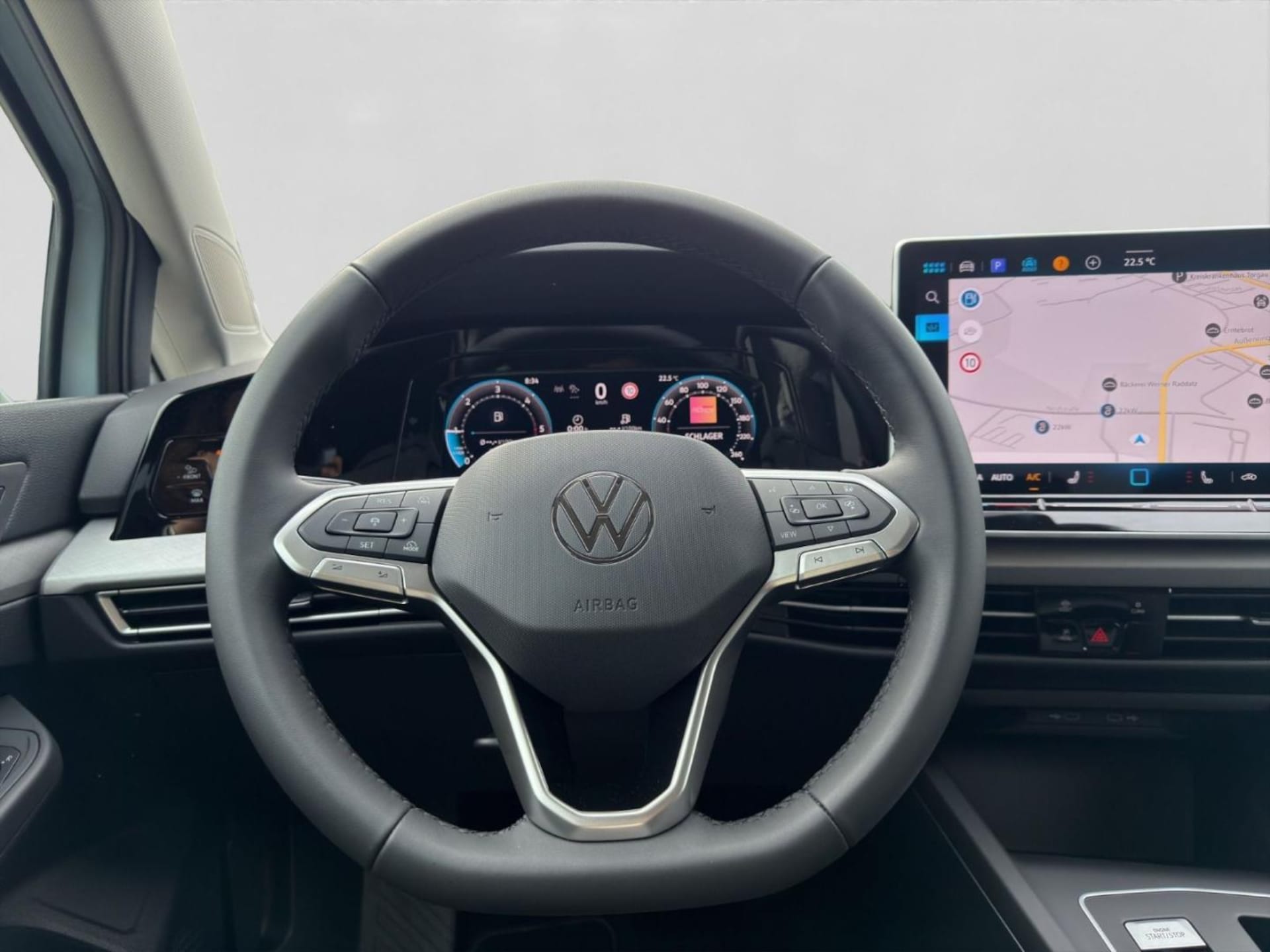 Volkswagen Golf Life