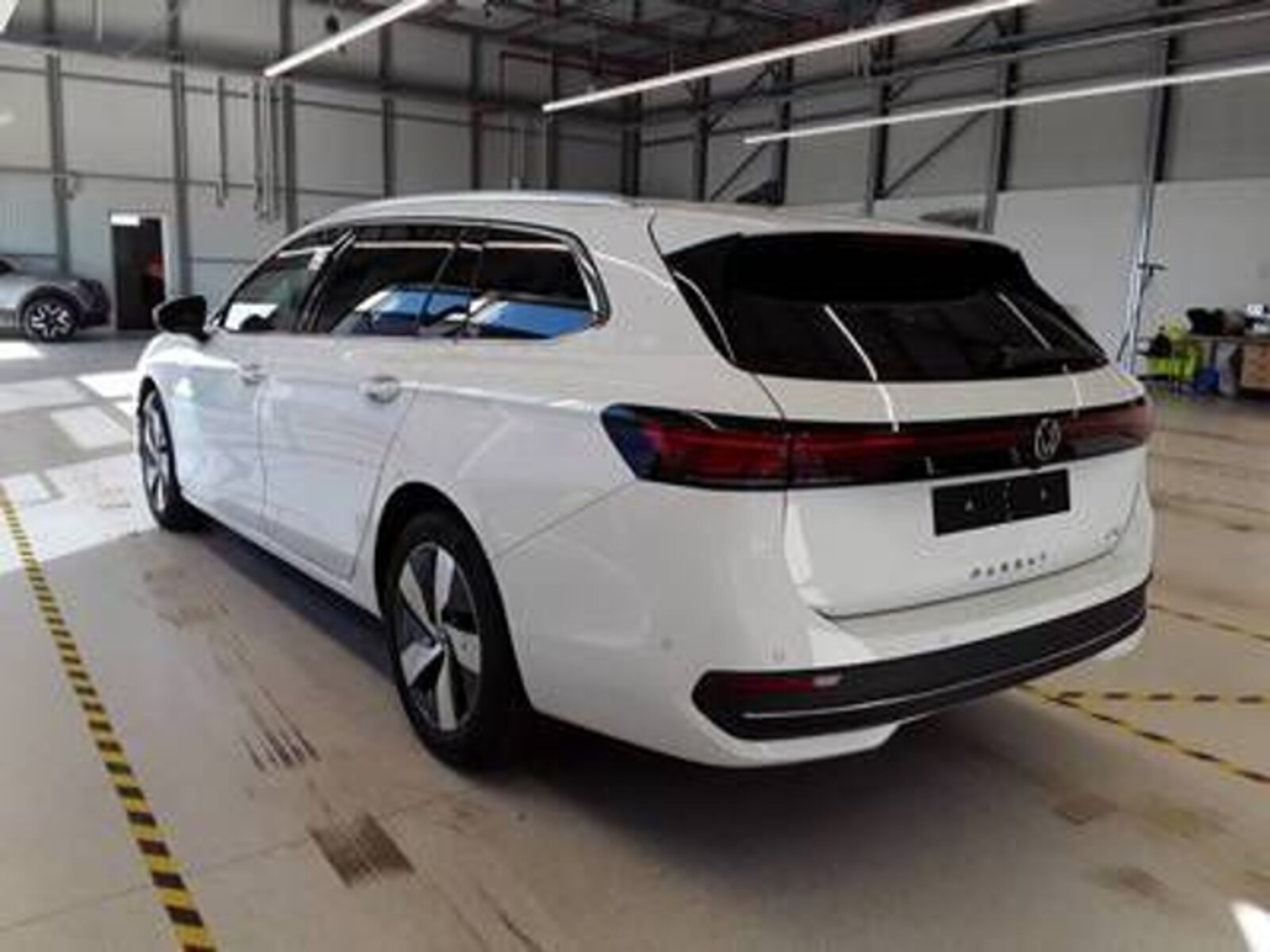 Volkswagen Passat – Bild 4