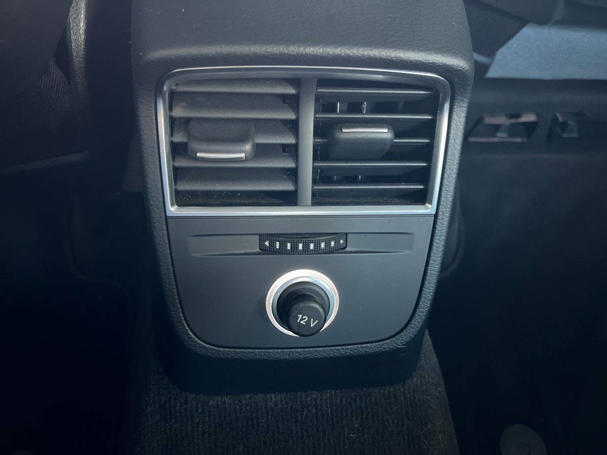 Image about Audi A3 Sportback Design 40 TFSI quattro 140 kW (190 ch) S tronic