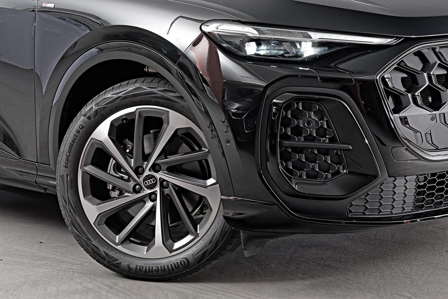 Image about Audi Q5 SUV TFSI 150 kW
