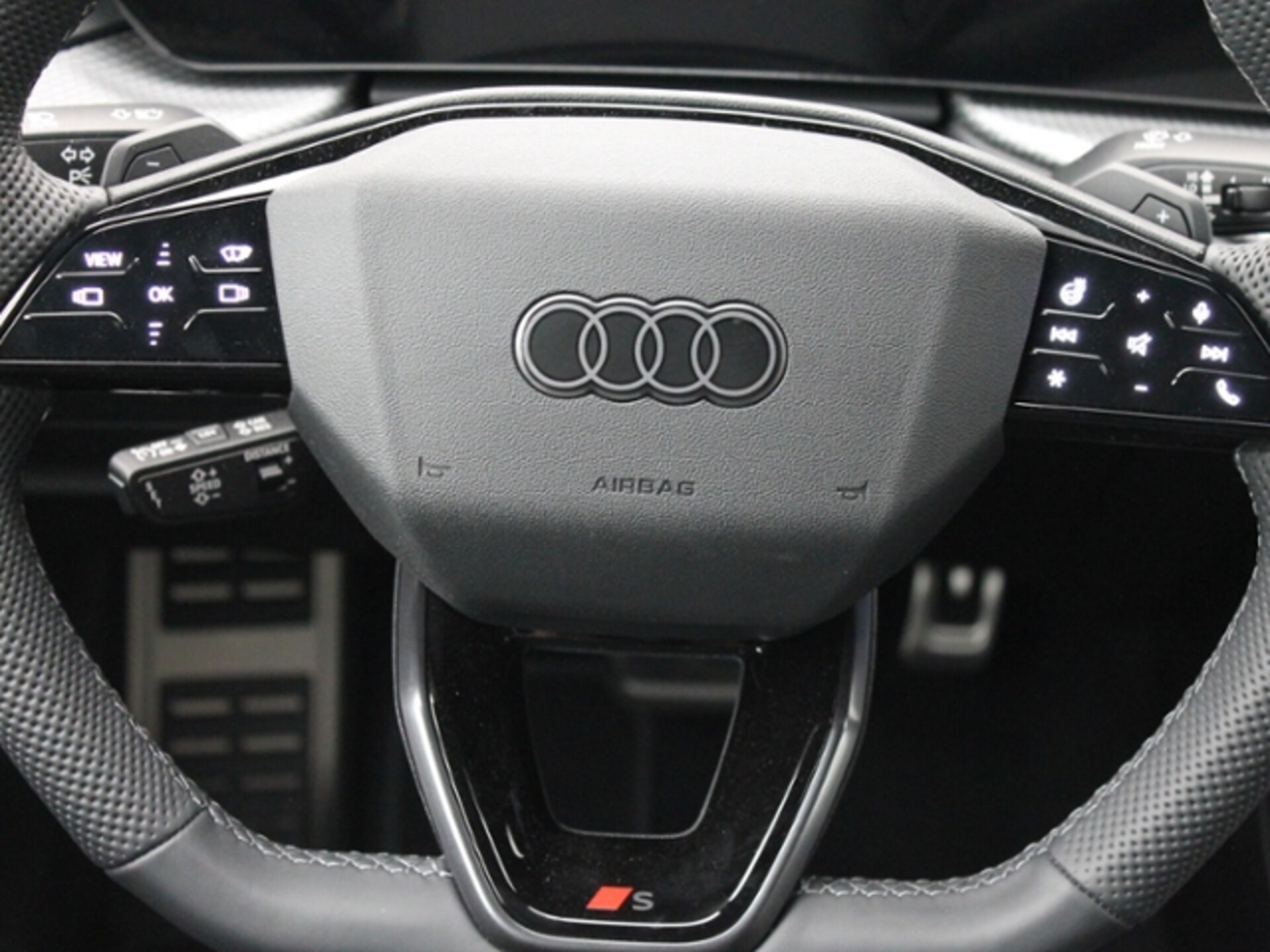 Audi Q5 Sportback edition one