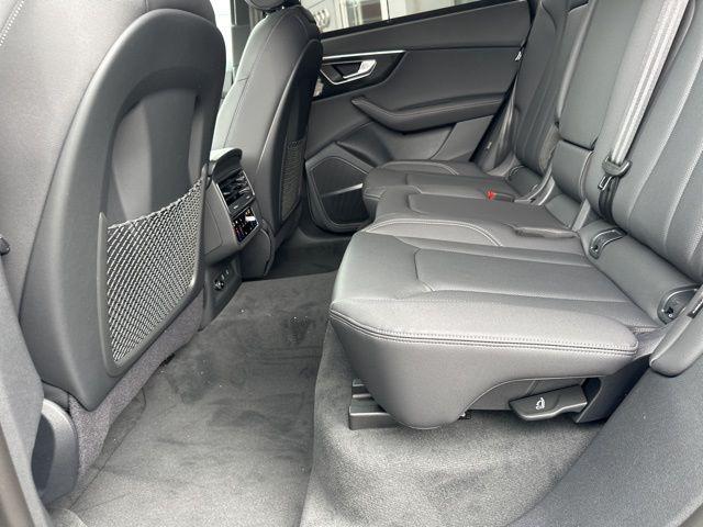 2025 Audi Q8 Premium Plus - Photo 12