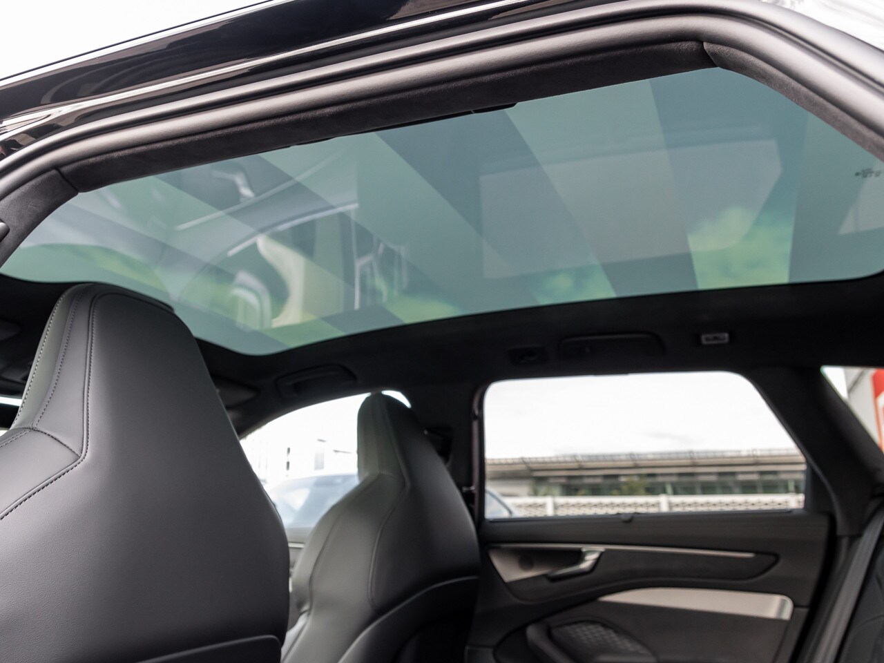 Image about Audi A6 Avant TFSI quattro 270 kW S tronic