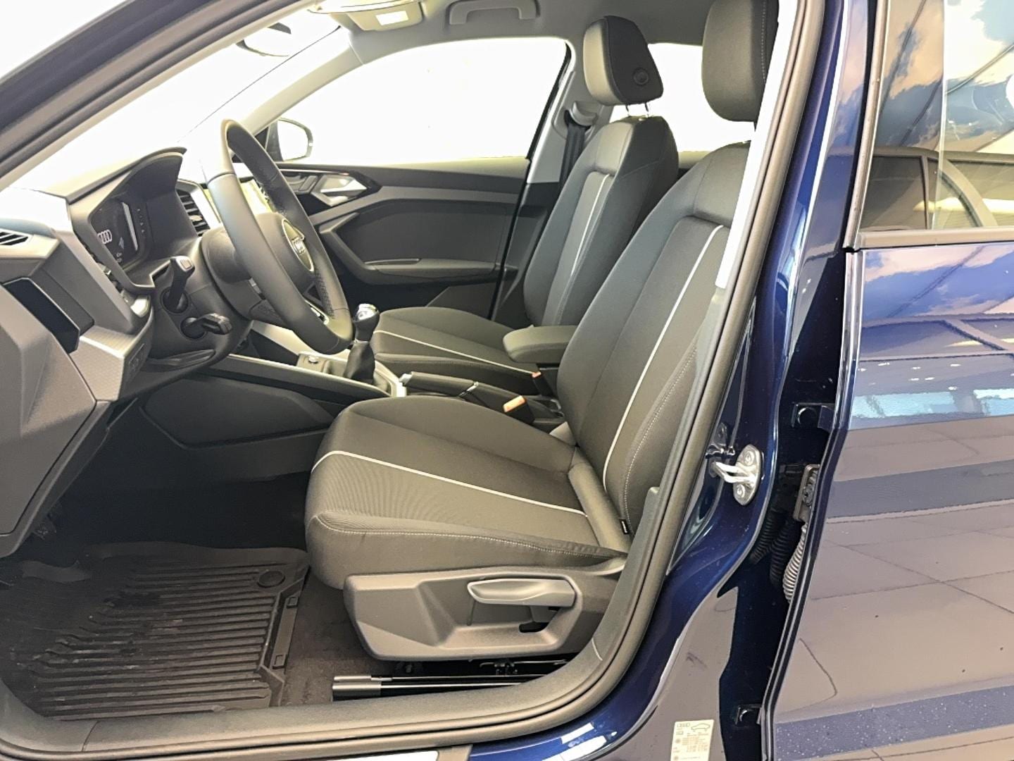 Image about Audi A1 allstreet Advanced 30 TFSI 85 kW (116 ch) 6 vitesses