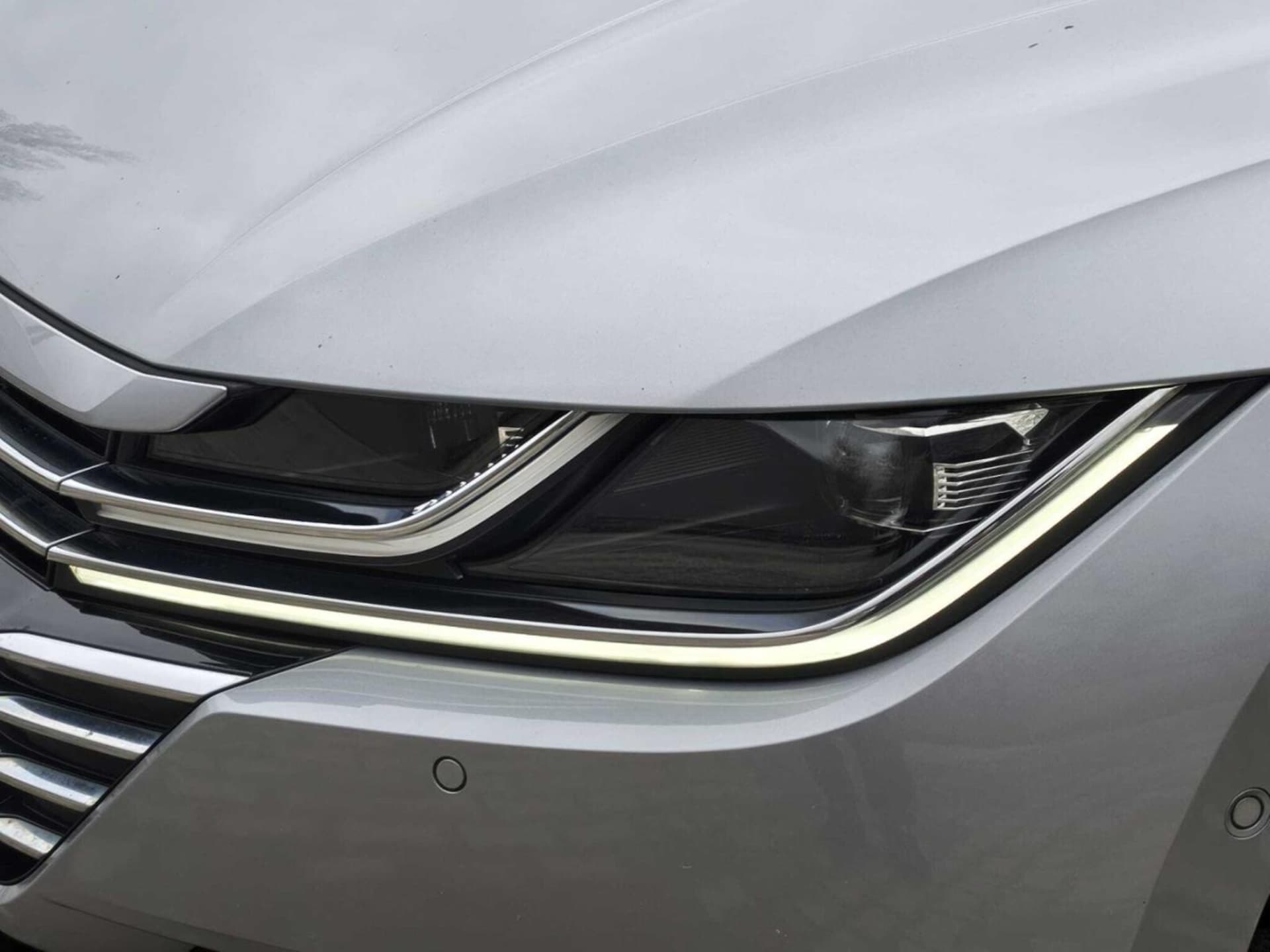 Volkswagen Arteon Model bazowy