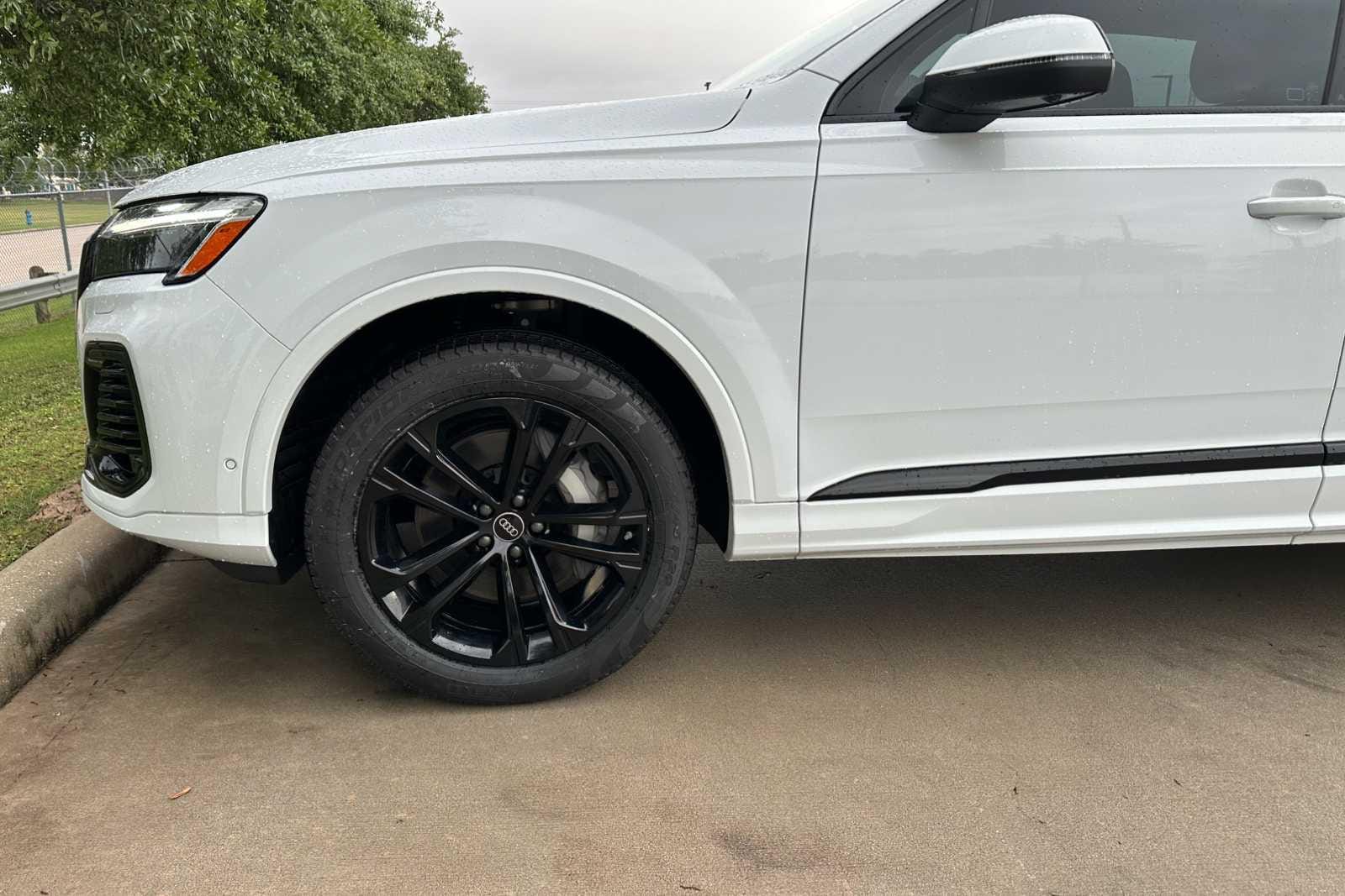 2026 Audi Q7 Premium - Photo 6