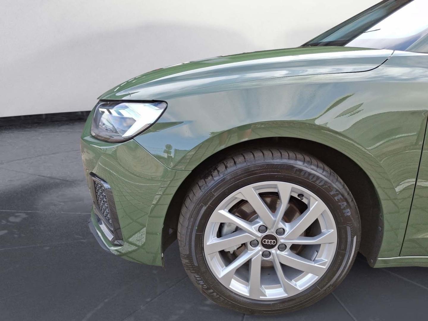Bild über Audi A1 Sportback advanced 30 TFSI Schaltgetriebe - für weitere Informationen kontaktieren Sie den Audi Partner