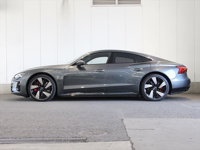Image about Audi e-tron GT e-tron GT quattro 350,00 kW