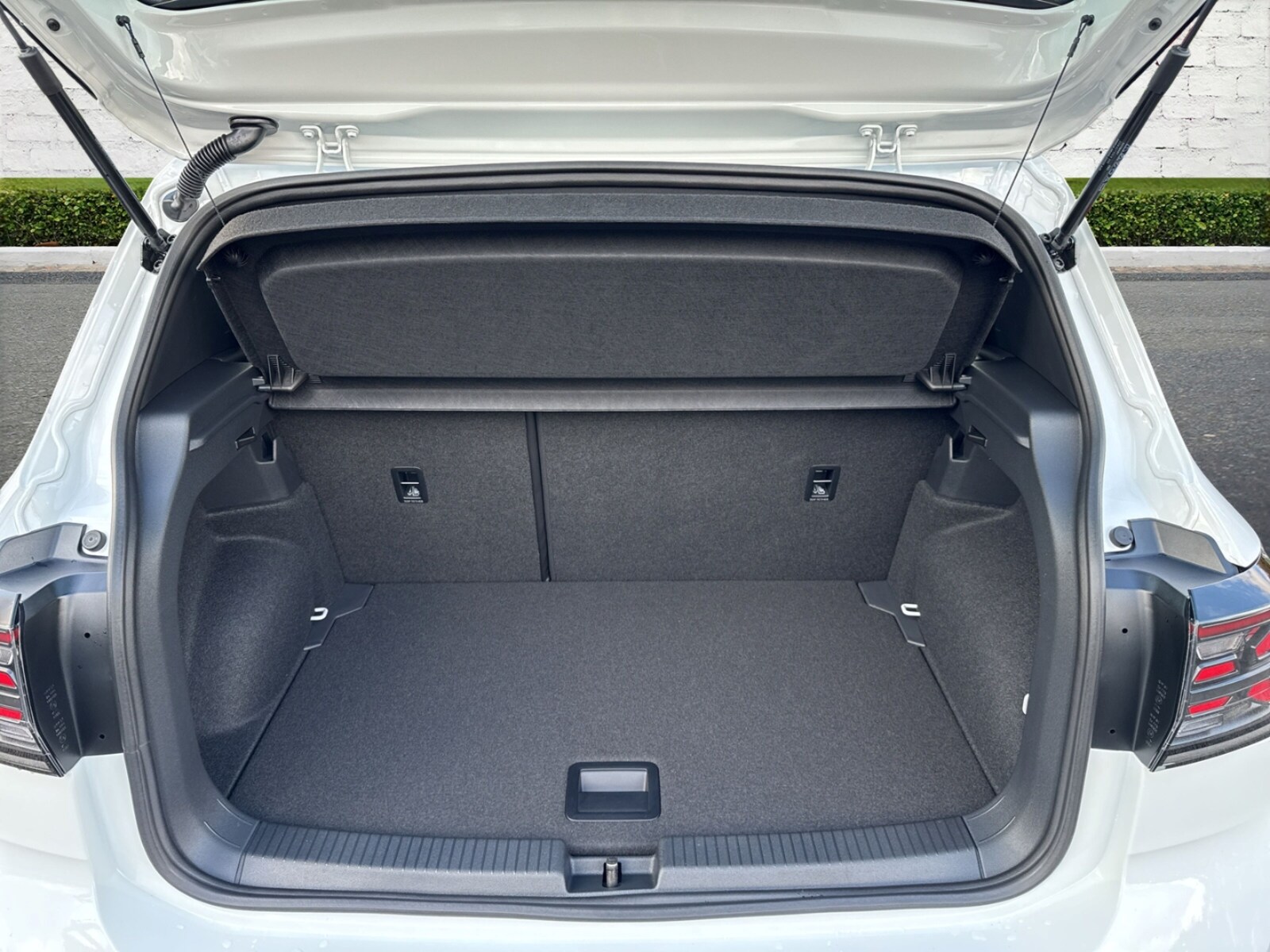 Volkswagen T-Cross – Bild 15
