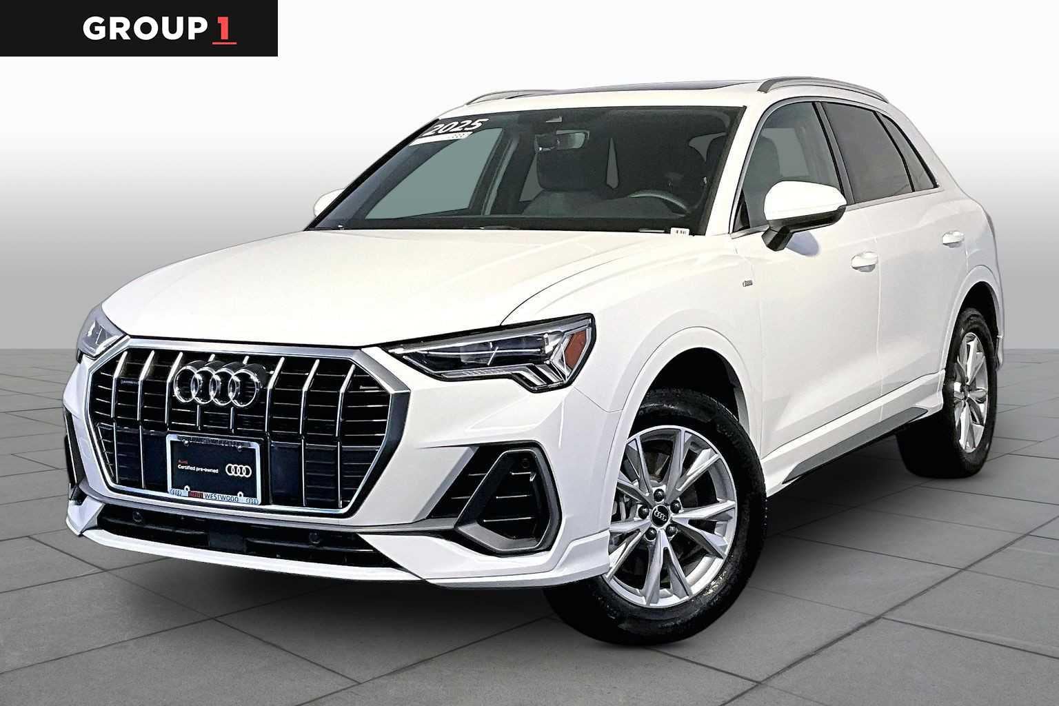 2025 Audi Q3 45 TFSI S Line Premium quattro's photo